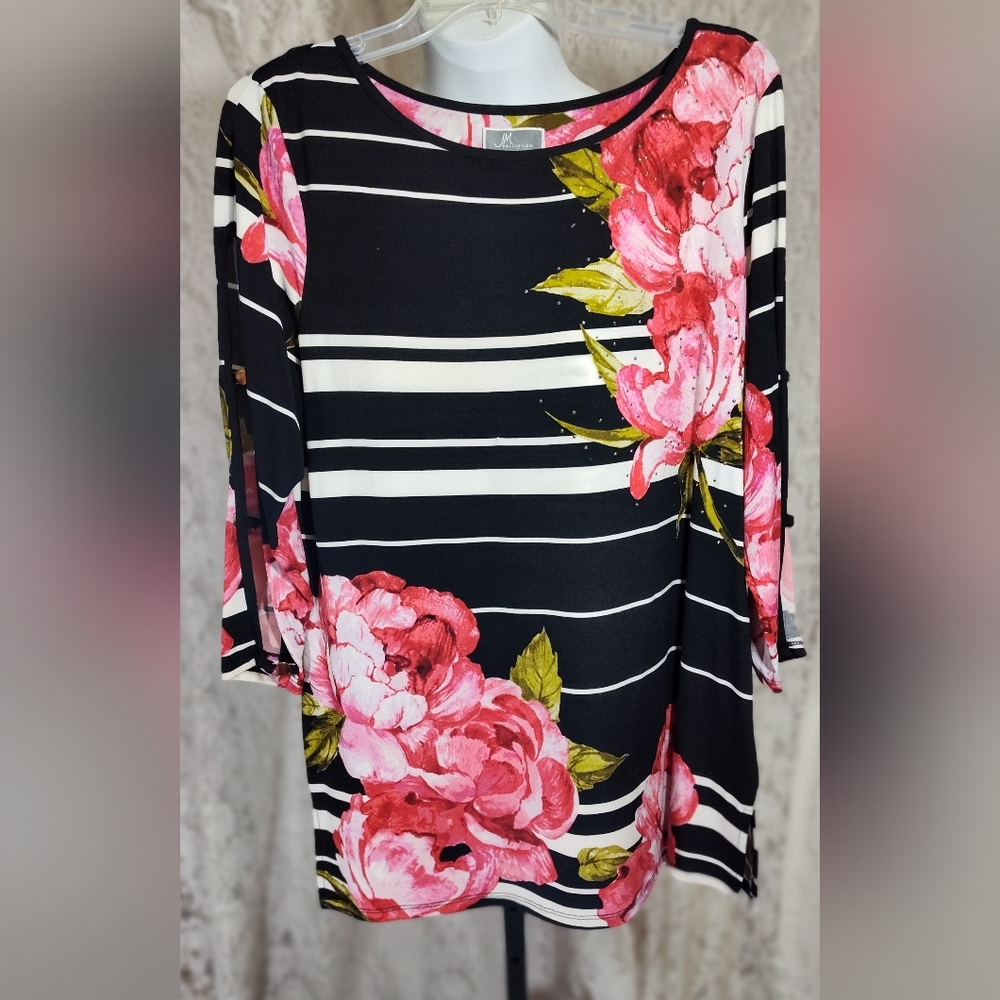JM Collection Black and Red Floral Long Sleeve Top Nwot